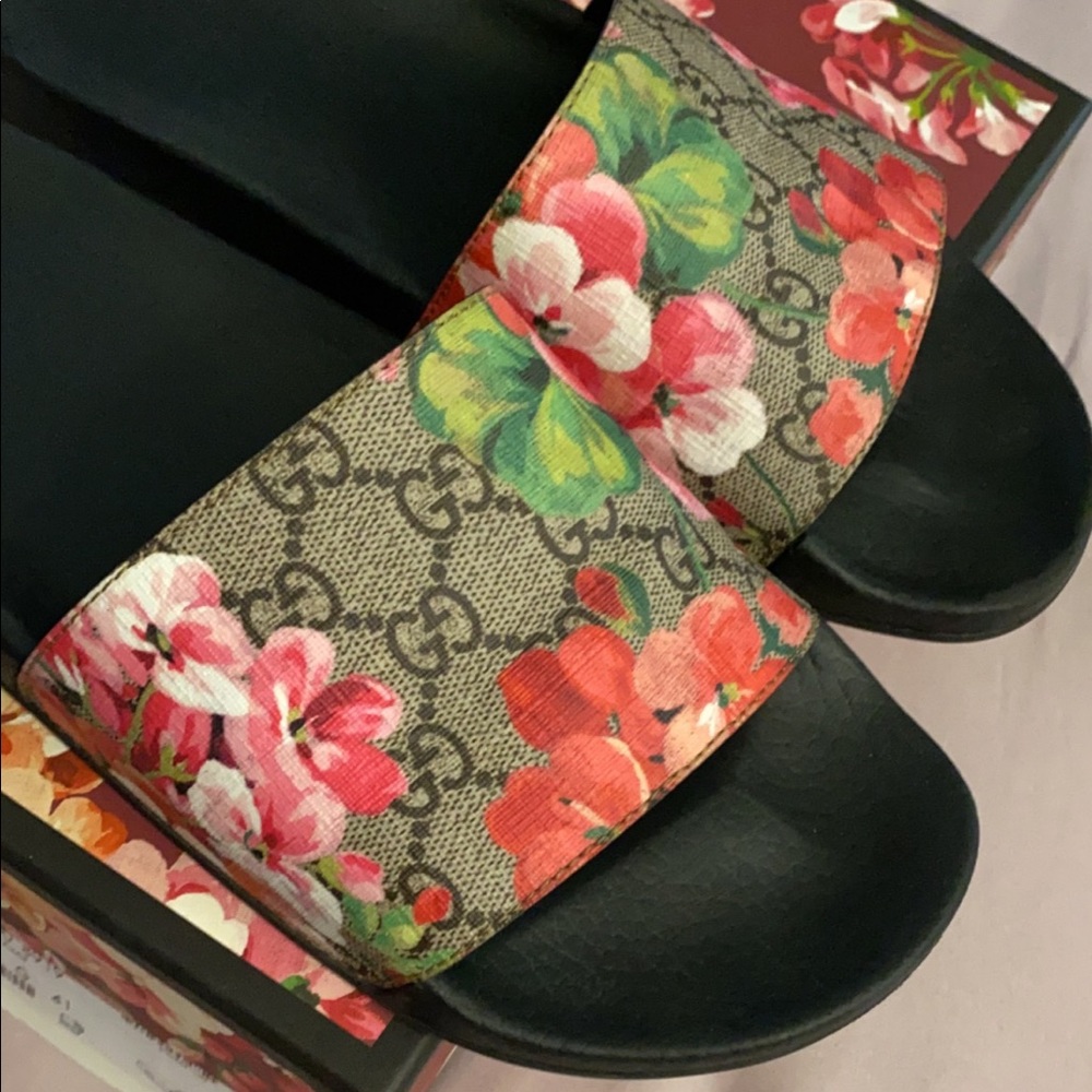 Gucci slides